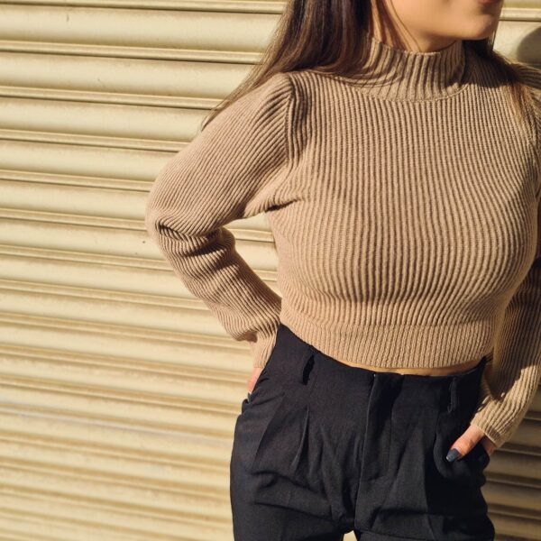 Πλεκτή Μπλούζα Crop Top