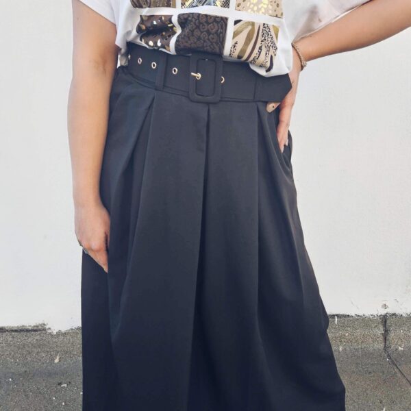 Φούστα με Πιέτες και Ζώνη σε 3 Αποχρώσεις